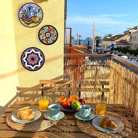 Beach Flat With Terrace Sant Salvador Bagian luar foto
